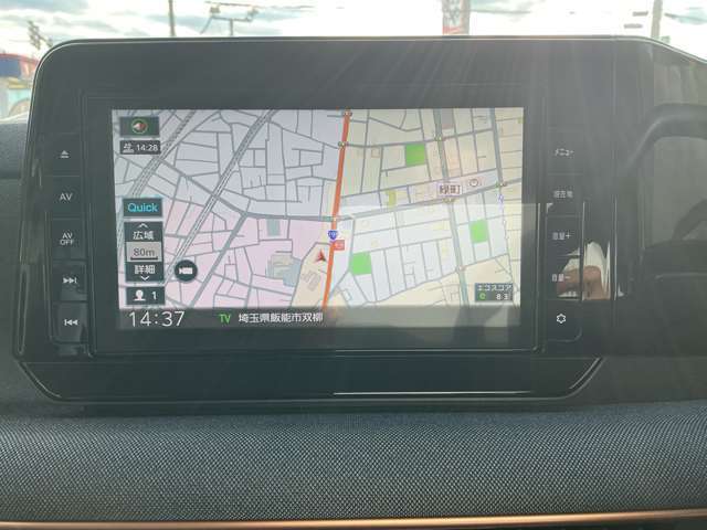 純正のディーラーナビ搭載です