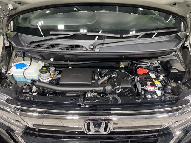 親切・丁寧な専門メカニックスタッフが応対！・車検・点検整備・事故等の修理などアフターサービスも安心。お車のカスタマイズもネクステージのサービススタッフまでご相談ください！