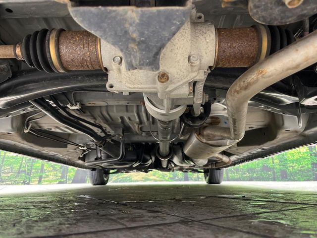 下回りがきれいなうちに、防錆加工の施工がオススメ。降雪地域はもちろん、沿岸部にお住いの方や、趣味でマリン・ウィンタースポーツをされる方にご好評いただいております。