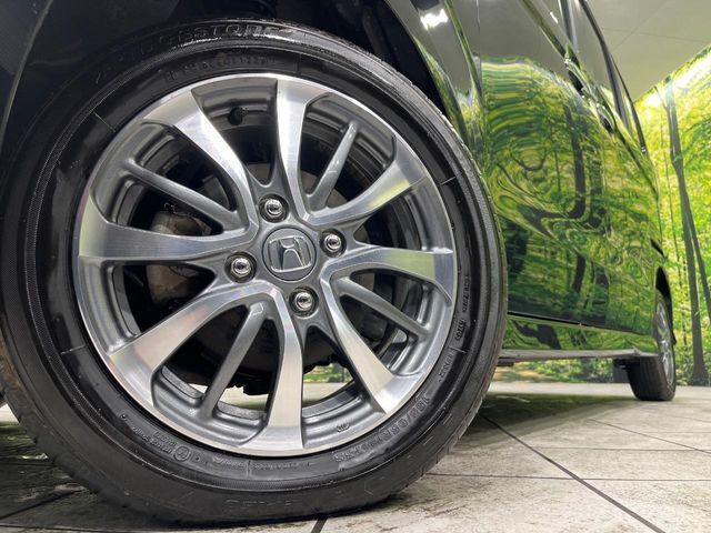 【純正14インチアルミホイール】外観にマッチした純正アルミホイールを装着しております。各種社外アルミホイールや、スタッドレスタイヤも取扱いしております。是非ご相談ください♪