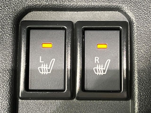 【シートヒーター】寒い日に重宝するシートヒーター！エアコンより早く温まってくれるので寒がりの人も安心ですね♪エアコンの温風は乾燥するから苦手、という方にもをおすすめです。