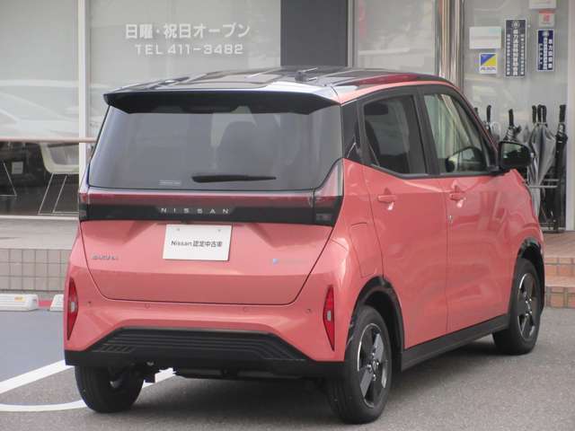 遠方への旅行など、長距離ドライブでも楽しむことができる工夫を多く備えております。本体価格の中には日産中古車の保証である走行距離無制限の『ワイド保証』が含まれております。