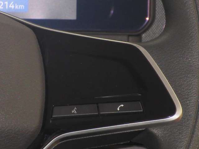 安全機能多彩なスイッチ類