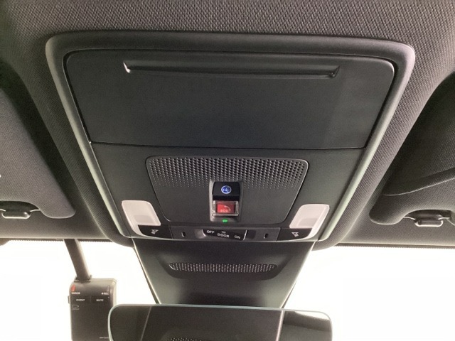 Honda CONNECT搭載車です。「Honda Total Care プレミアム」に加入頂くと、「緊急サポートセンター」や「Honda ALSOK駆けつけサービス」などのサービスが受けられます。
