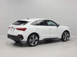 どの角度から見ても美しいプロポーション