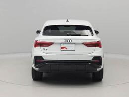 バックカメラ付き電動リヤゲート