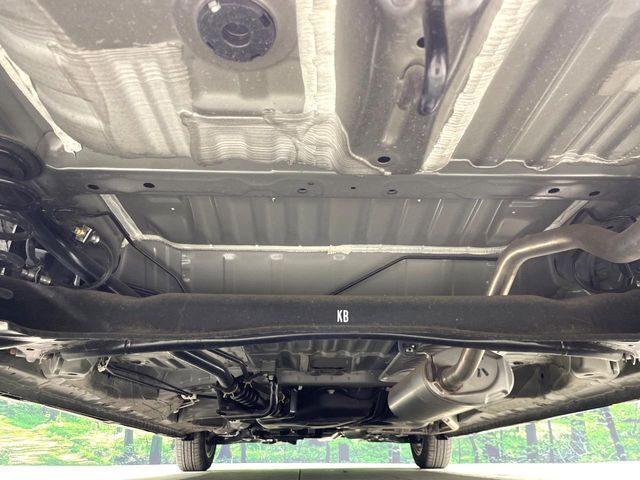 下回りがきれいなうちに、防錆加工の施工がオススメ。降雪地域はもちろん、沿岸部にお住いの方や、趣味でマリン・ウィンタースポーツをされる方にご好評いただいております。