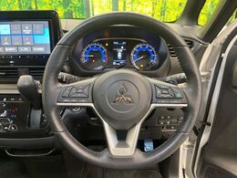 【三菱e-Assist】走行中に前方の車両等を認識し、衝突しそうな時は警報とブレーキで衝突回避と被害軽減をアシスト。より安全にドライブをお楽しみいただけます。