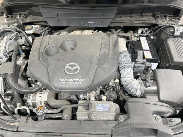 親切・丁寧な専門メカニックスタッフが応対！・車検・点検整備・事故等の修理などアフターサービスも安心。お車のカスタマイズもネクステージのサービススタッフまでご相談ください！