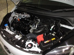 内装、外装、エンジンルームの隅ずみまでクリーニングを実施してお渡しします！　プロが仕上げをしましたからピッカピカですよ～！点検整備もきっちり実施いたします。