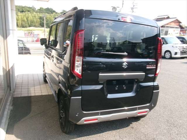 【各種ディーラーオプション取扱店】新車・届出済未使用車に必要不可欠なアクセサリーオプションも全品対応可能！マット・バイザー・コーティング等の各種ディーラーオプションも全般取り扱っております！