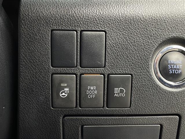 【運転席操作部】快適なドライブを楽しむための機能が装備されています！運転席から触れるので、使いやすいです！除菌プランいれていただくと、さらに清潔で安心していただけます！