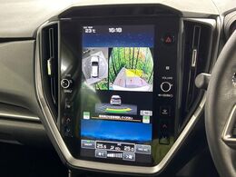 【マルチテレインモニター】車のフロントやサイドのカメラ画像を同時にモニター表示することで、悪路や狭い道を走行時でも周囲の状況確認ができ安心！本格SUVにうれしい装備です♪