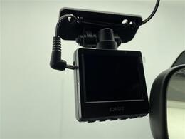 ◆【ドライブレコーダー】映像・音声などの運転中の記録を残します。事故などを起こした起こされた時の証拠になりえますので、もしも時でも安心ですね。