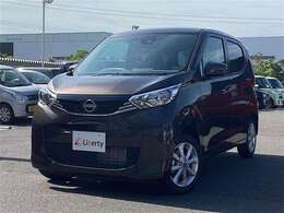 ■□■□■ グループ年間総販売台数は20000台！！  販売分だけ仕入れるので、最新の車が在庫に並びます！！  ■□■□■