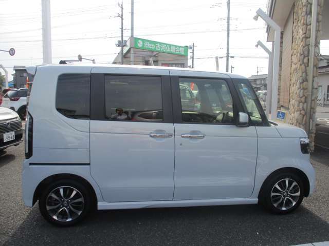 気になるお車がございましたらお気軽にご来店下さい。季節に応じたお飲み物をご用意してお客様のご来店をお待ちしています。