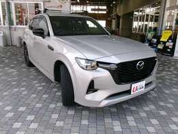 当店は三菱自動車認定の正規中古車販売店として、安心、安全な車をご用意しております。ご購入後は併設の国交省の指定整備工場でアフターサービスも安心です。