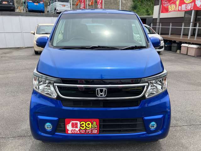 【安さの理由2】平日納車！少人数の営業スタッフで運営し、安さを追求。そのため、お客様には平日での納車をお願いいたしております！