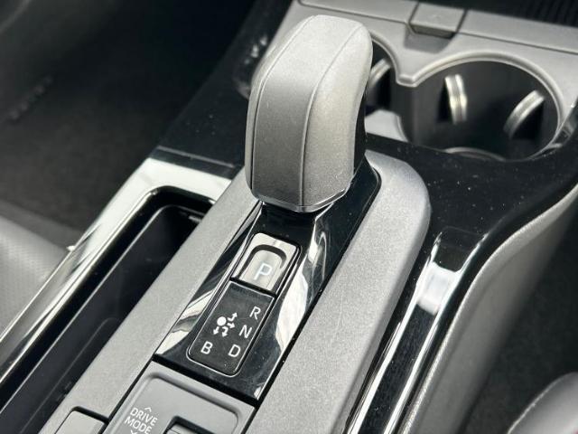 お車に合わせて無料保証以外にも、保証範囲、期間、距離を拡充させた有料保証もご用意しております！中古車の購入が初めてで不安・・・というお客様もご安心ください！