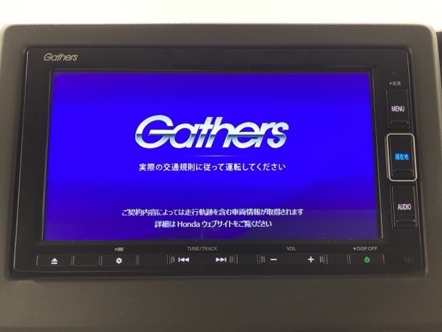 純正メモリーナビとバックカメラ付☆bluetoothオーディオでドライブも好きな音楽を聴いて楽しめます。TV視聴も可能です☆