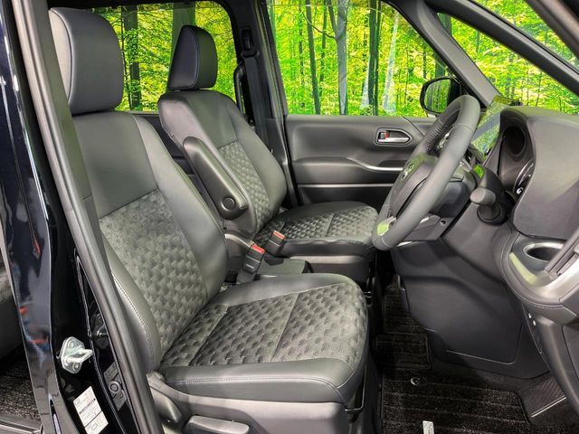 もちろん車内はキレイです♪よりクリーンな状態をキープしたいお客様には『ナノゾーンコート』がおすすめ！新型コロナウイルス対策や、除菌・消臭に効果を発揮し多くの方にご好評いただいております。