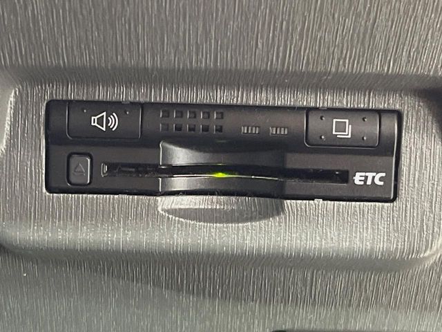 【ETC】高速道路の料金所をストレスなく通過！話題のスポットやサービスエリアに多い「スマートIC」利用時は必須のアイテムです。当店でセットアップを実施、ご納車当日からすぐにご利用いただけます！