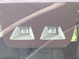 【トヨタセーフティセンス】走行中に前方の車両等を認識し、衝突しそうな時は警報とブレーキで衝突回避と被害軽減をアシスト。より安全にドライブをお楽しみいただけます。