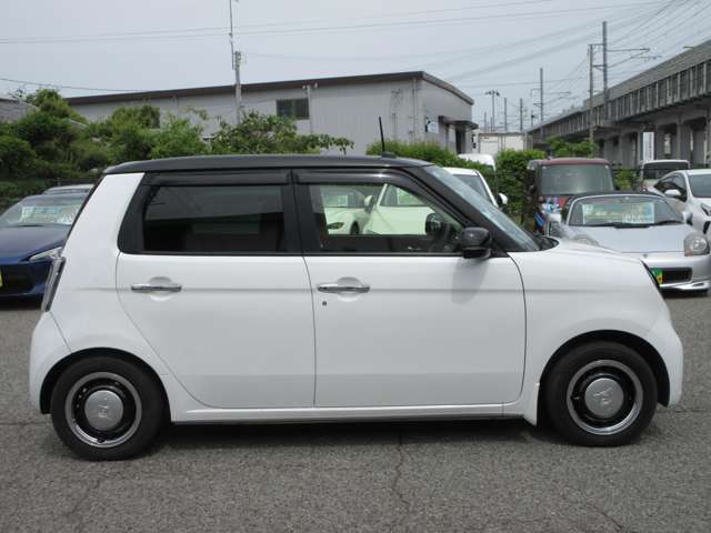 （株）あっぷる関西は業界経験者多数在籍！！新車ディーラー営業・大手中古車ディーラー営業・新車ディーラー整備士など、豊富な知識と経験をお客様の車選びや納車後のサポートをお手伝いさせて頂きます。