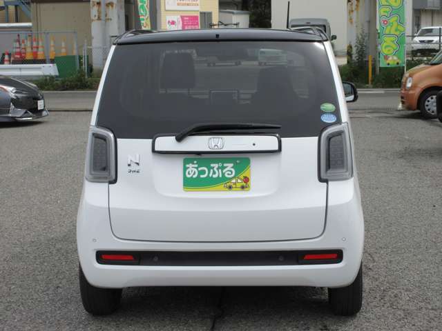 毎日全国のAA会場から厳選した車を仕入れしております！プロの査定士の検査を受けた車を仕入れ、入庫後も社員が走行チェックや状態確認・装備確認などを入念に行います。