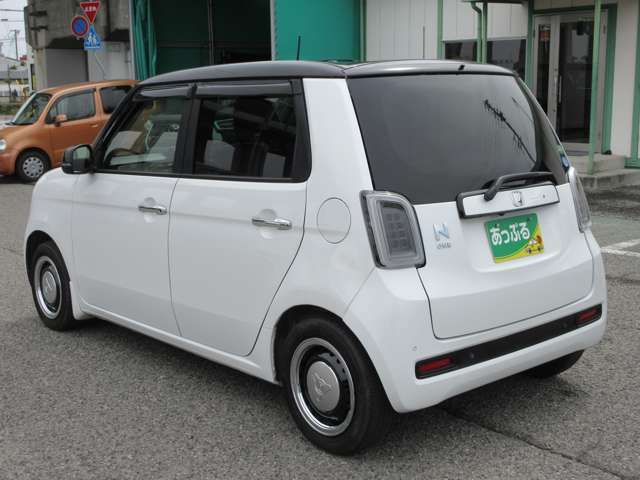 中古車選びで不安な故障リスク。もしもの時も安心な保証（ロードサービス無料走行距離無制限・1～5年・395項目の部品）をご用意しております。故障率の高い電装部品から先進のハイブリッド機構も保証！