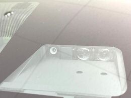 【トヨタセーフティセンス】走行中に前方の車両等を認識し、衝突しそうな時は警報とブレーキで衝突回避と被害軽減をアシスト。より安全にドライブをお楽しみいただけます。