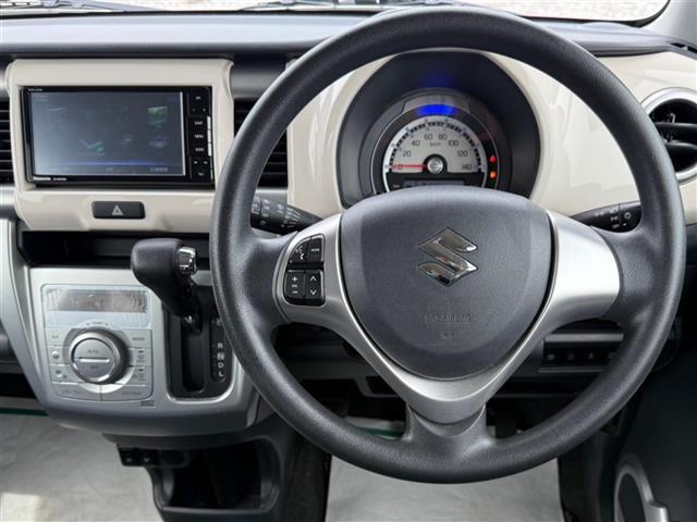 【ハンドル】安心の全車保証付き！（※部分保証、国産車は納車後3ヶ月、輸入車は納車後1ヶ月の保証期間となります）。その他長期保証(有償)もご用意しております！※長期保証を付帯できる車両には条件がございます。