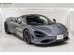 720SのDNAをさらに磨き車両重量1,389kgの30kg軽量されたモデルでございます。