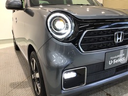 【LEDヘッドライト】ディスチャージヘッドライト（HID）と同等の明るさで、夜道や雨天走行が明るく視界良好！！　フォグライトも装備で、安心感さらにUPです♪安心ドライブを楽しんで下さい♪