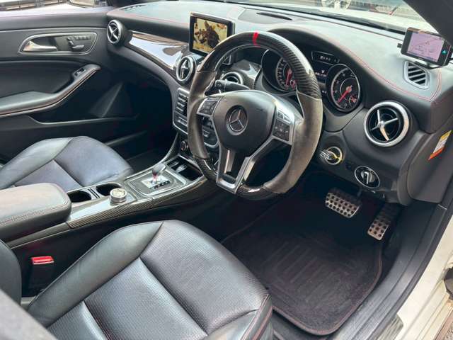 禁煙車にて嫌な臭いもございません！