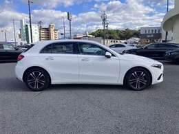 使用期間、走行距離共に少ないですのでこれからも気持ちよくお乗り頂ける一台です。