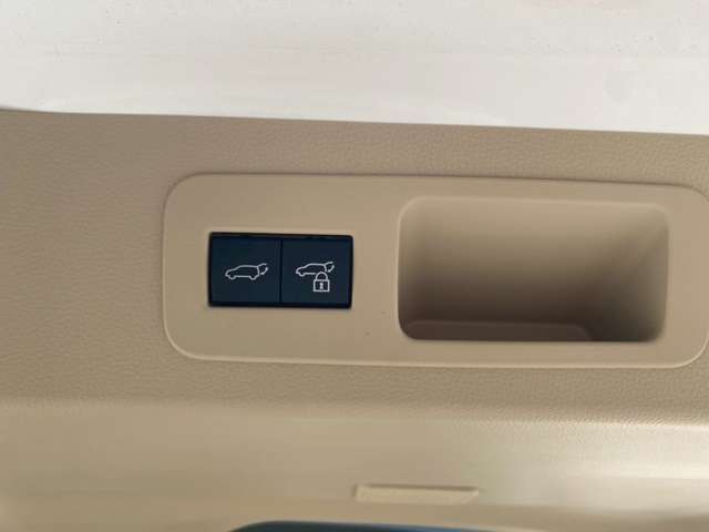 トヨタ ランドクルーザー300 3.5 ZX 4WD 2024年 1.3万キロ (滋賀県