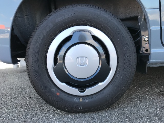 ホンダ純正のホイールキャップが装備されています。