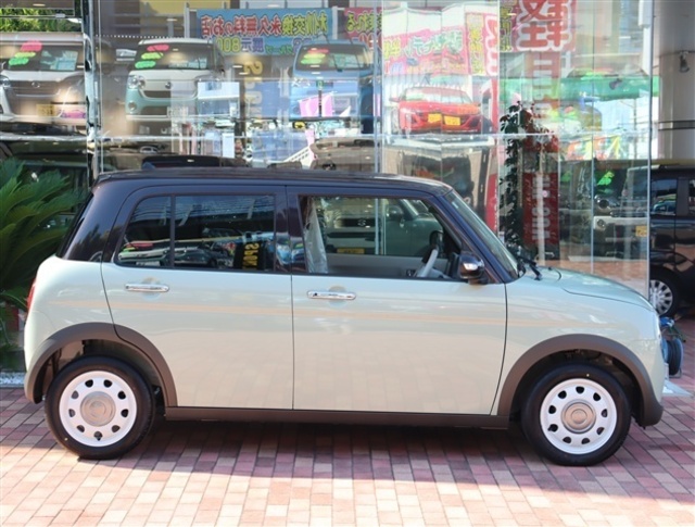 神奈川でお車を探すなら リバーサイド 。