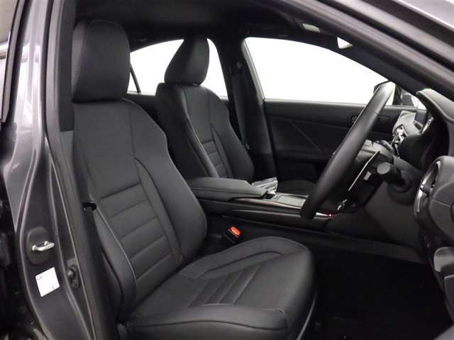 【内装】”F　SPORT”専用L　tex/ブラック/”F　SPORT”専用サテンクロム
