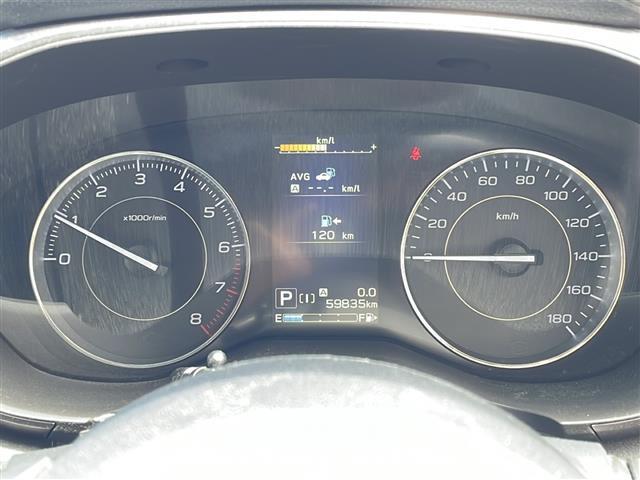 せっかく見つけたお気に入りの1台を遠いからとあきらめてほしくない！遠方でも陸送納車承れます。