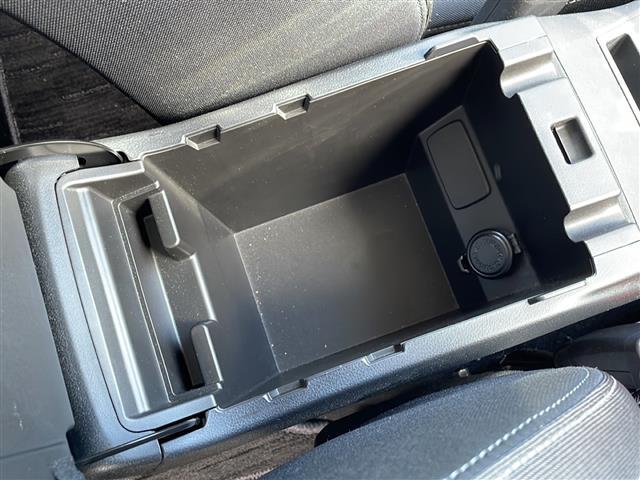 ご成約頂いたお車は全車保証付で納車後も安心！有料オプションで長期保証をお選びいただくことも可能です。