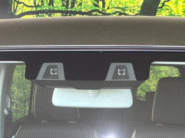 【スズキ　セーフティサポート】走行中に前方の車両等を認識し、衝突しそうな時は警報とブレーキで衝突回避と被害軽減をアシスト。より安全にドライブをお楽しみいただけます。