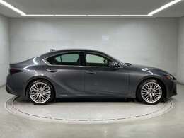 【CPOとは】～Certified Pre-Owned～厳しいレクサス基準をクリアした認定中古車をさします。