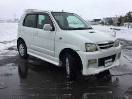 室内展示場を完備しておりますので、天候の悪い日でもゆっくりと車両をご覧下さい。