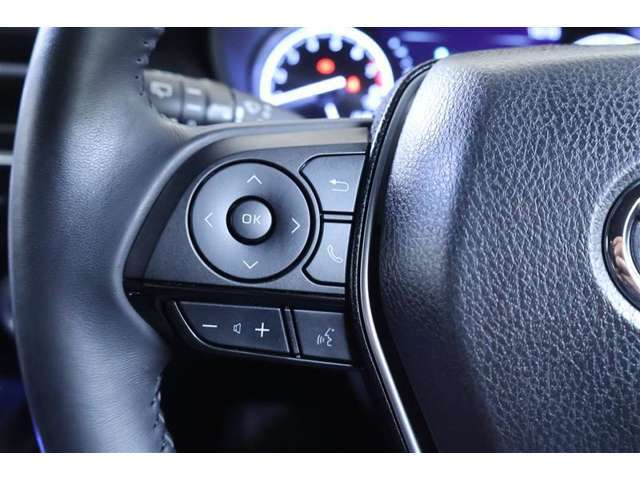 携帯電話を接続するとハンズフリーで通話を楽しめます