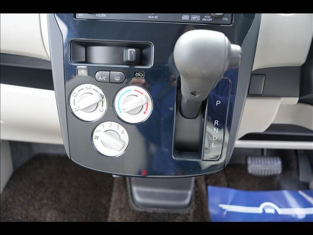 アベカツ自動車では軽自動車・普通車問わず,オールメーカーの人気車種が勢ぞろいしております！！