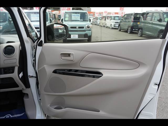 アベカツの納車式☆花束＆ゴールデンキーをもっての記念撮影☆10年に1度と言われるお車の買い替え。忘れられない瞬間をスタッフと主役のお客様で作り上げましょう！！