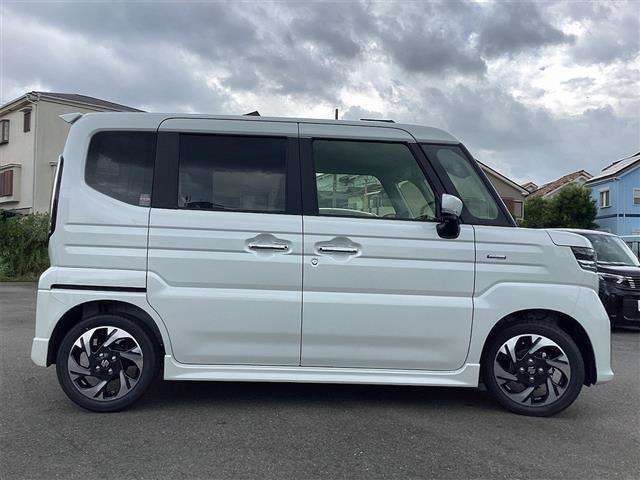 ■□■□■ 万が一のキズヘコミも迅速に対応いたします！！ 自社鈑金工場を持っているので、自社で修理いたします！！ 仲介料がかからないので安いんです！！  ■□■□■