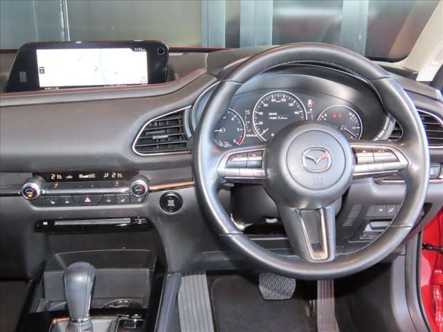 この度は、数ある掲載車両の中から当店の車両をご覧いただきまして、誠にありがとうございます